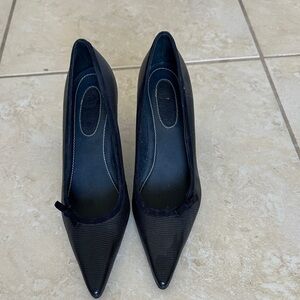 Ralph Lauren Navy Blue Elegant Women's Heels size 8
